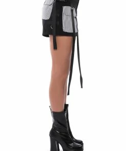 ALICE STRIPED CARGO SHORTS -FINESSE-shop alice striped cargo shorts black white 6 6 c1