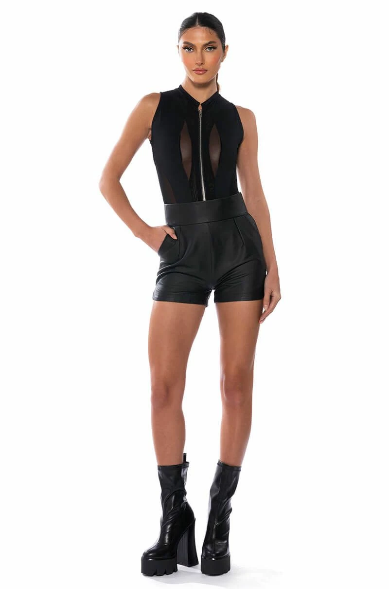 AMMO X AKIRA BIG BOOTY PLEATHER SHORTS 4 AMMO X AKIRA BIG BOOTY PLEATHER SHORTS - Image 4