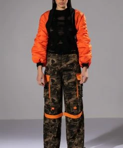 BANK ON ME RELAXED CARGO JEANS -FINESSE-shop bank on me relaxed cargo jeans camo 4 4