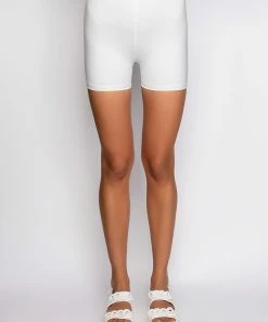 BASIC LUXE WHITE BIKER SHORT -FINESSE-shop basic luxe white biker short white 6 6