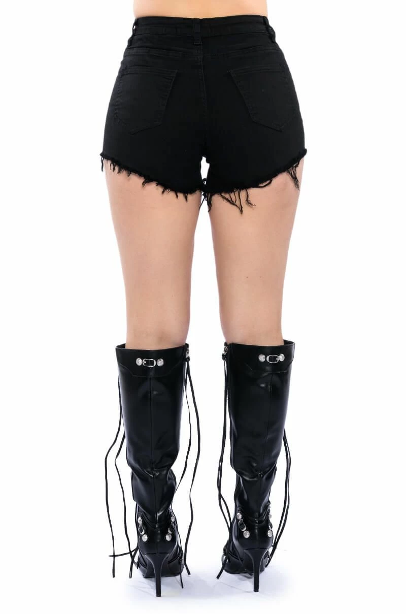 BELLA VITA DISTRESSED DENIM SHORT 8 BELLA VITA DISTRESSED DENIM SHORT - Image 8