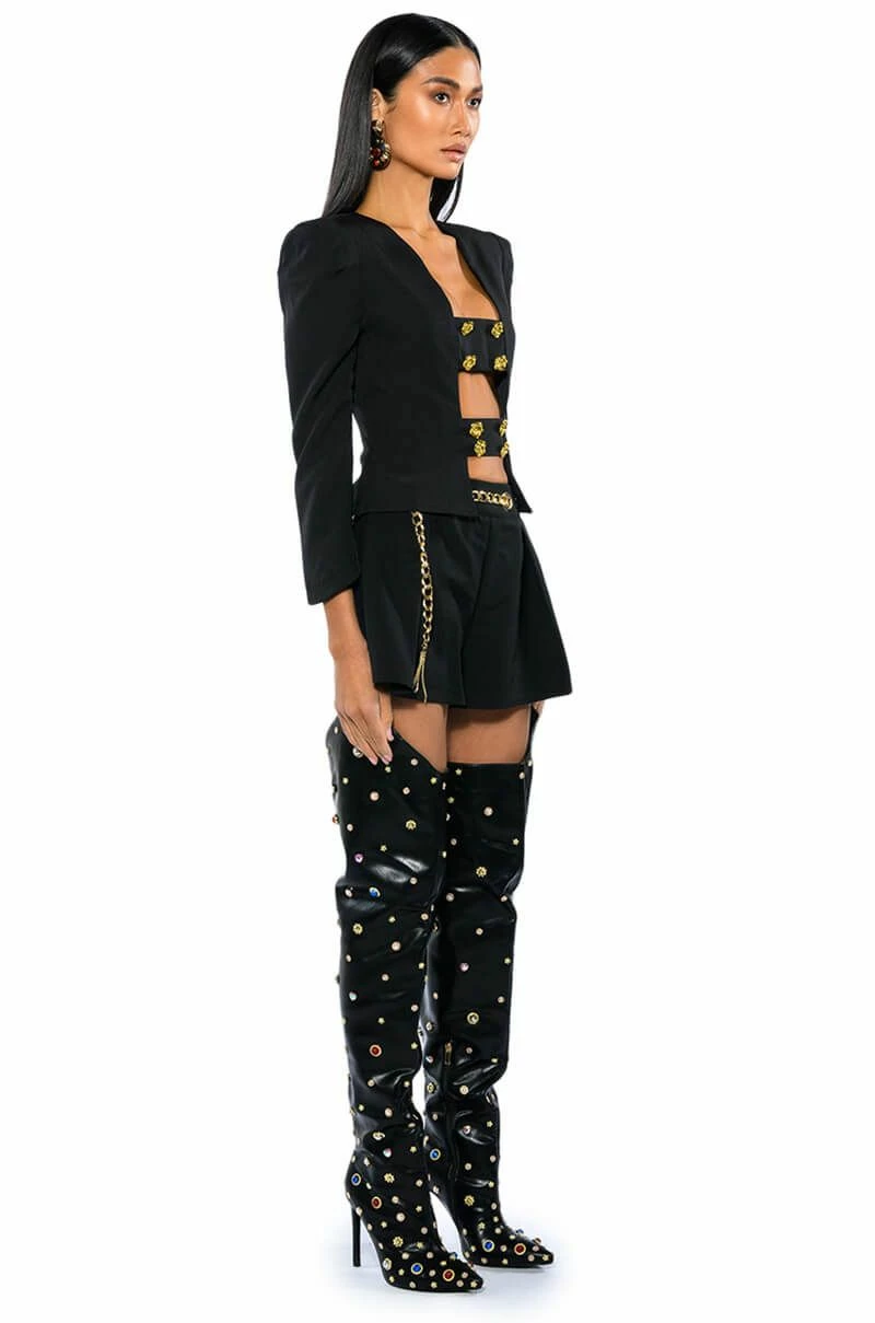 BETTER DAYS FLOUNCE SHORT WITH CHAIN BELT 5 BETTER DAYS FLOUNCE SHORT WITH CHAIN BELT - Image 5