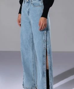 BLESSED MESS SIDE SNAP HIGH RISE JEANS