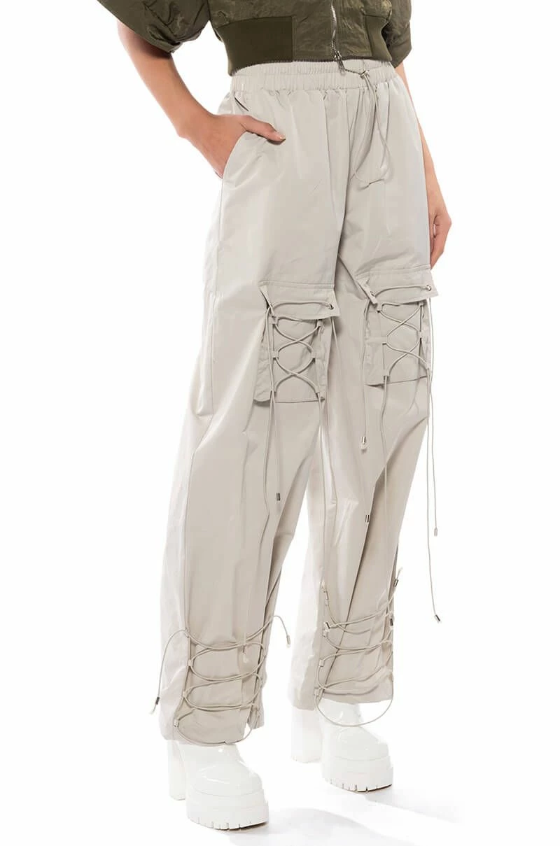 CARA ELASTIC DETAIL UTILITY JOGGER 1 CARA ELASTIC DETAIL UTILITY JOGGER