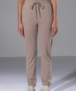 CASUAL CASEY FIT JOGGERS