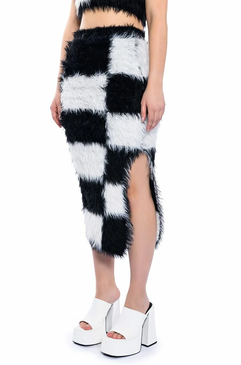CHECKMATE SIR FUZZY MIDI SKIRT 2 CHECKMATE SIR FUZZY MIDI SKIRT - Image 2