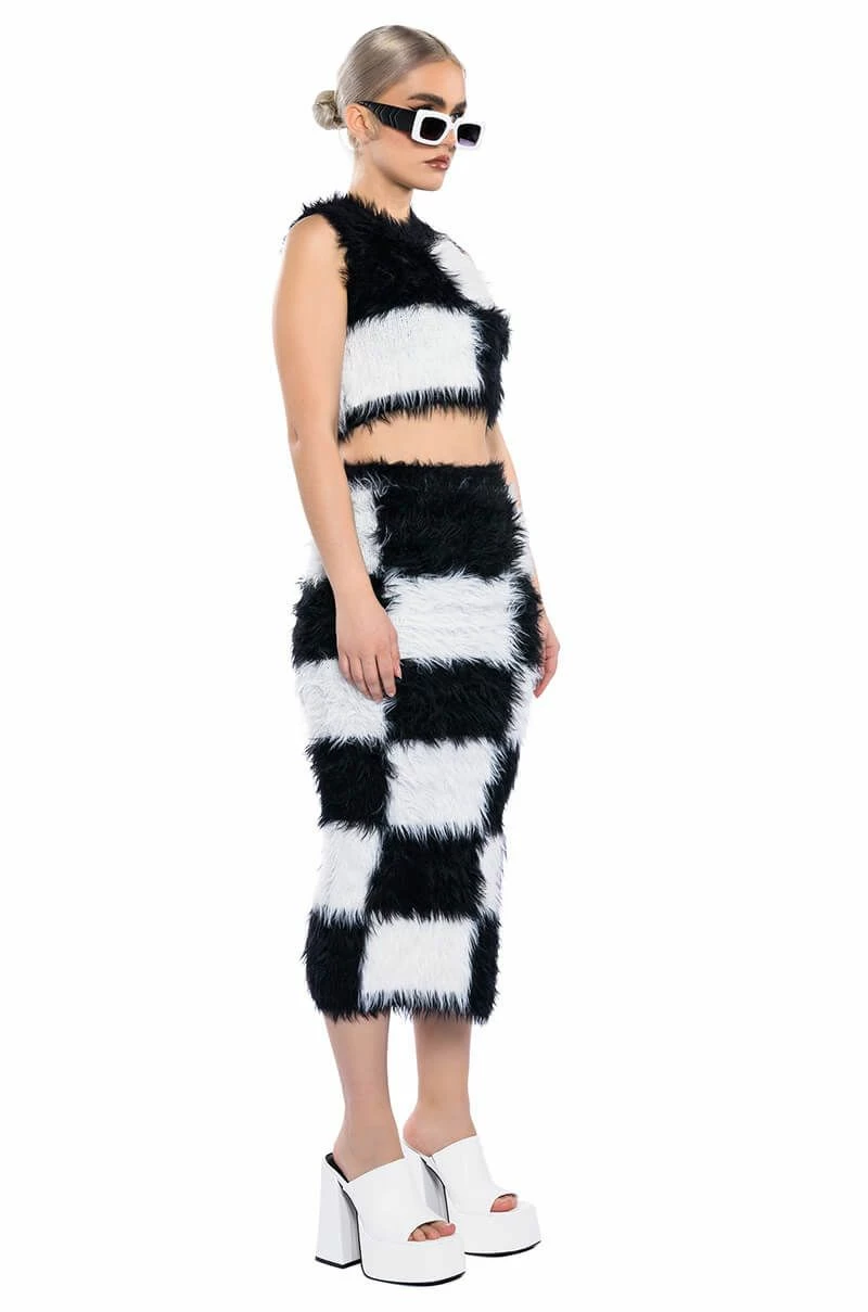 CHECKMATE SIR FUZZY MIDI SKIRT 4 CHECKMATE SIR FUZZY MIDI SKIRT - Image 4