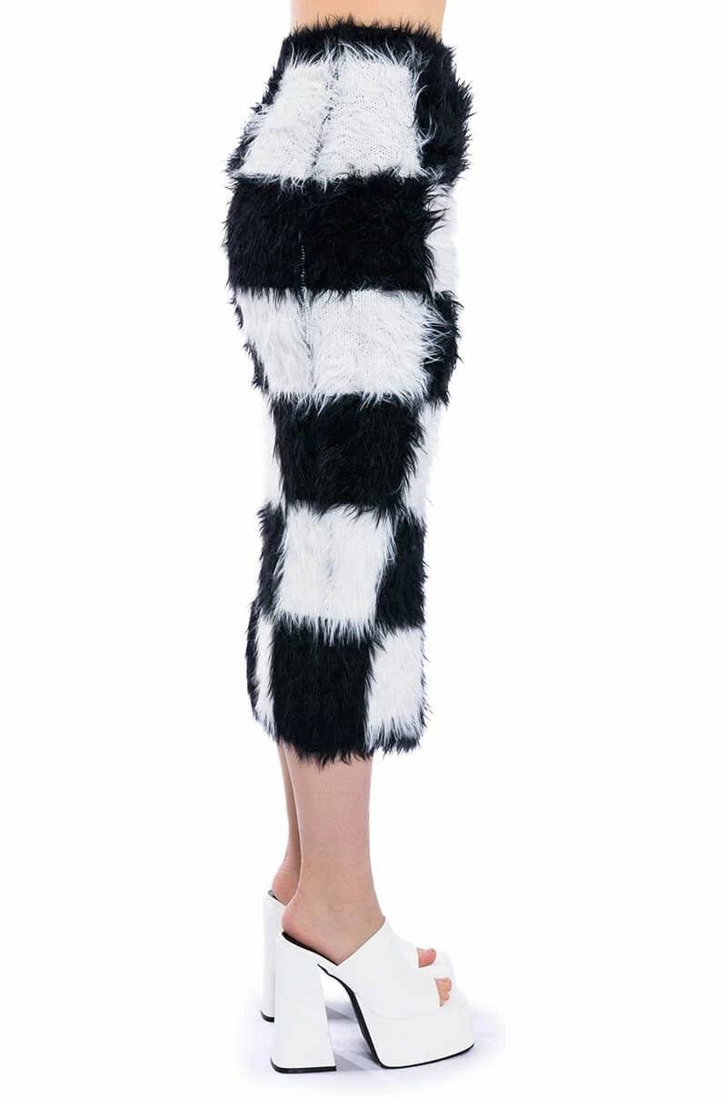CHECKMATE SIR FUZZY MIDI SKIRT 7 CHECKMATE SIR FUZZY MIDI SKIRT - Image 7
