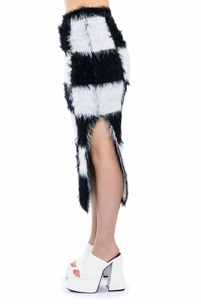 CHECKMATE SIR FUZZY MIDI SKIRT 8 CHECKMATE SIR FUZZY MIDI SKIRT - Image 8