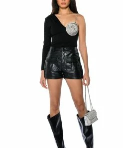 CORA POCKET DETAIL FAUX LEATHER SHORT 13 CORA POCKET DETAIL FAUX LEATHER SHORT -FINESSE-shop cora pocket detail faux leather short black 4 4