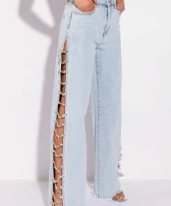 COVERED IN DIAMONDS RELAXED JEANS