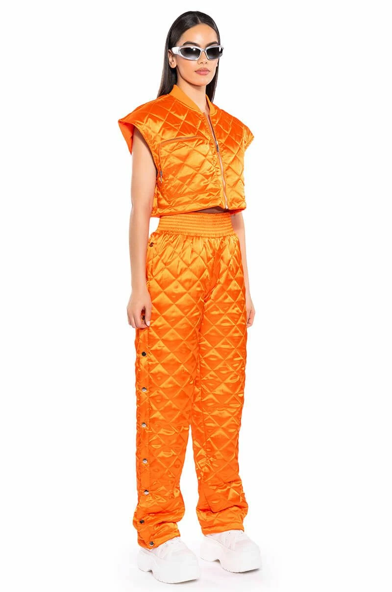 COZY MODE QUILTED SATIN VEST 6 COZY MODE QUILTED SATIN VEST - Image 6