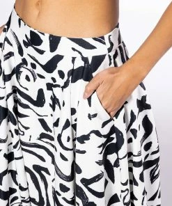 DALI'S MUSE BANDEAU ABSTRACT MAXI SKIRT 14 DALI'S MUSE BANDEAU ABSTRACT MAXI SKIRT -FINESSE-shop dalis muse bandeau abstract maxi skirt white black 7 7