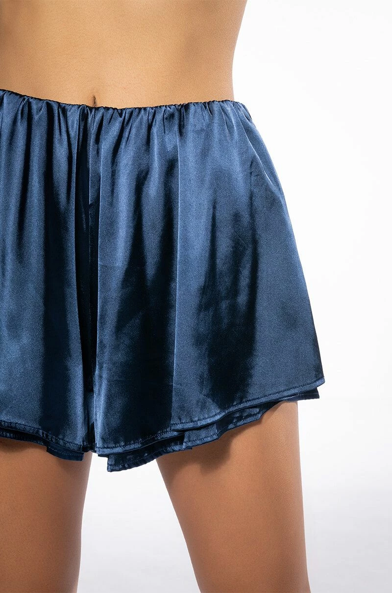 EASY GOING FLOUNCY SATIN SHORT 7 EASY GOING FLOUNCY SATIN SHORT - Image 7