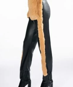 FASHION AND COZY FAUX LEATHER WITH FUR JOGGERS -FINESSE-shop fashion and cozy faux leather with fur joggers black 5 5