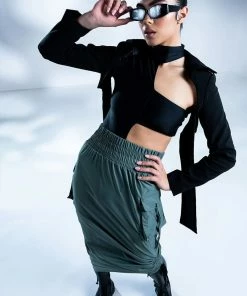 Alternative view of FOLLOW ME ADJUSTABLE CARGO SKIRT IN OLIVE