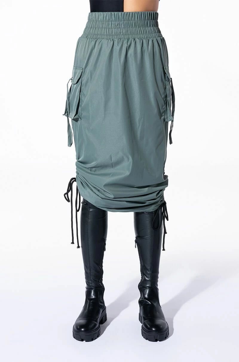 FOLLOW ME ADJUSTABLE CARGO SKIRT IN OLIVE 5 FOLLOW ME ADJUSTABLE CARGO SKIRT IN OLIVE - Image 5