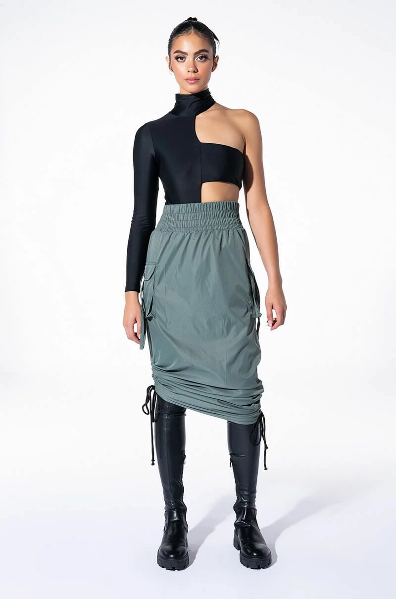 FOLLOW ME ADJUSTABLE CARGO SKIRT IN OLIVE 9 FOLLOW ME ADJUSTABLE CARGO SKIRT IN OLIVE - Image 9