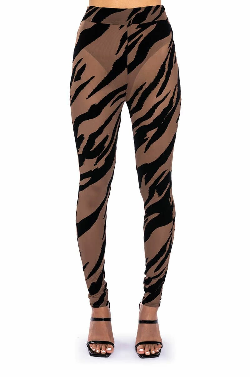 GIRL'S INSTINCT HIGH RISE LEGGING 5 GIRL'S INSTINCT HIGH RISE LEGGING - Image 5