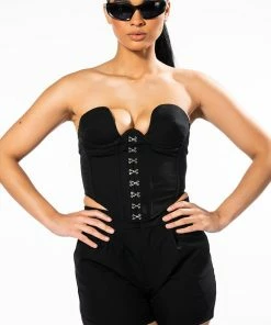 HANSEL FITTED SHORT IN BLACK -FINESSE-shop hansel fitted short in black black 3 3