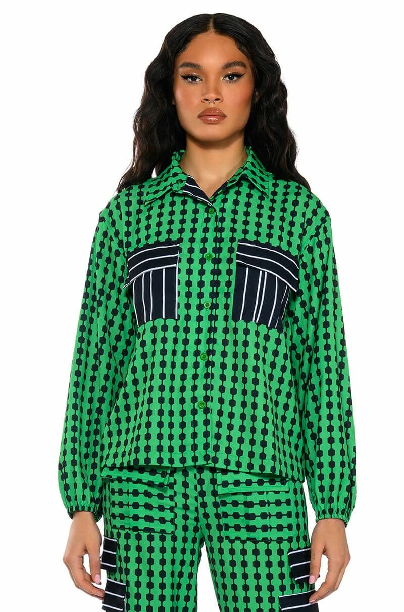 HATTIE CONTRAST BUTTON DOWN BLOUSE 1 HATTIE CONTRAST BUTTON DOWN BLOUSE