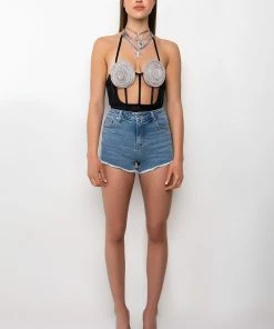 HEART EYES POCKET DETAIL MID RISE DENIM SHORT -FINESSE-shop heart eyes pocket detail mid rise denim short medium blue denim 8 8