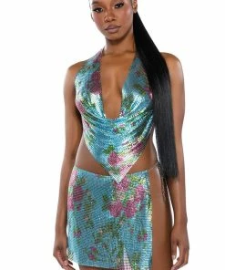 IN THE MOMENT FLORAL CHAINMAIL SKIRT -FINESSE-shop in the moment floral chainmail skirt blue multi 6 6