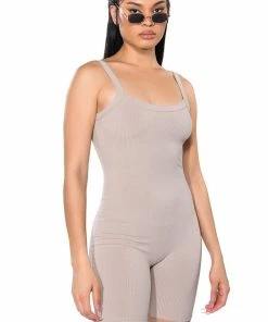 JENNA CLASSIC SCOOP BACK ROMPER