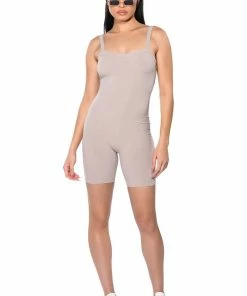 JENNA CLASSIC SCOOP BACK ROMPER -FINESSE-shop jenna classic scoop back romper mocha 4 4