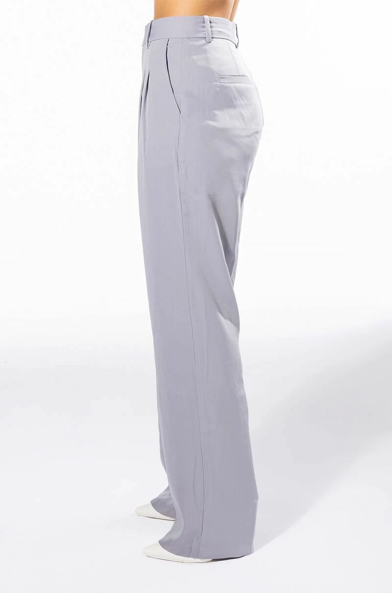 LOGAN WIDE LEG TROUSER IN GREY 5 LOGAN WIDE LEG TROUSER IN GREY - Image 5