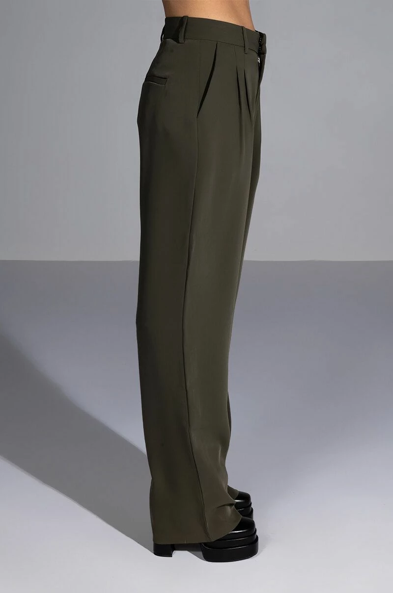 LOGAN WIDE LEG TROUSER IN OLIVE 4 LOGAN WIDE LEG TROUSER IN OLIVE - Image 4