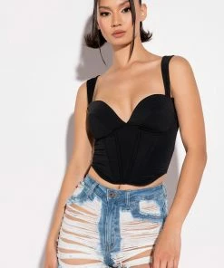 LOVE YOU TO PIECES DENIM SHORT -FINESSE-shop love you to pieces denim short light blue denim 4 4