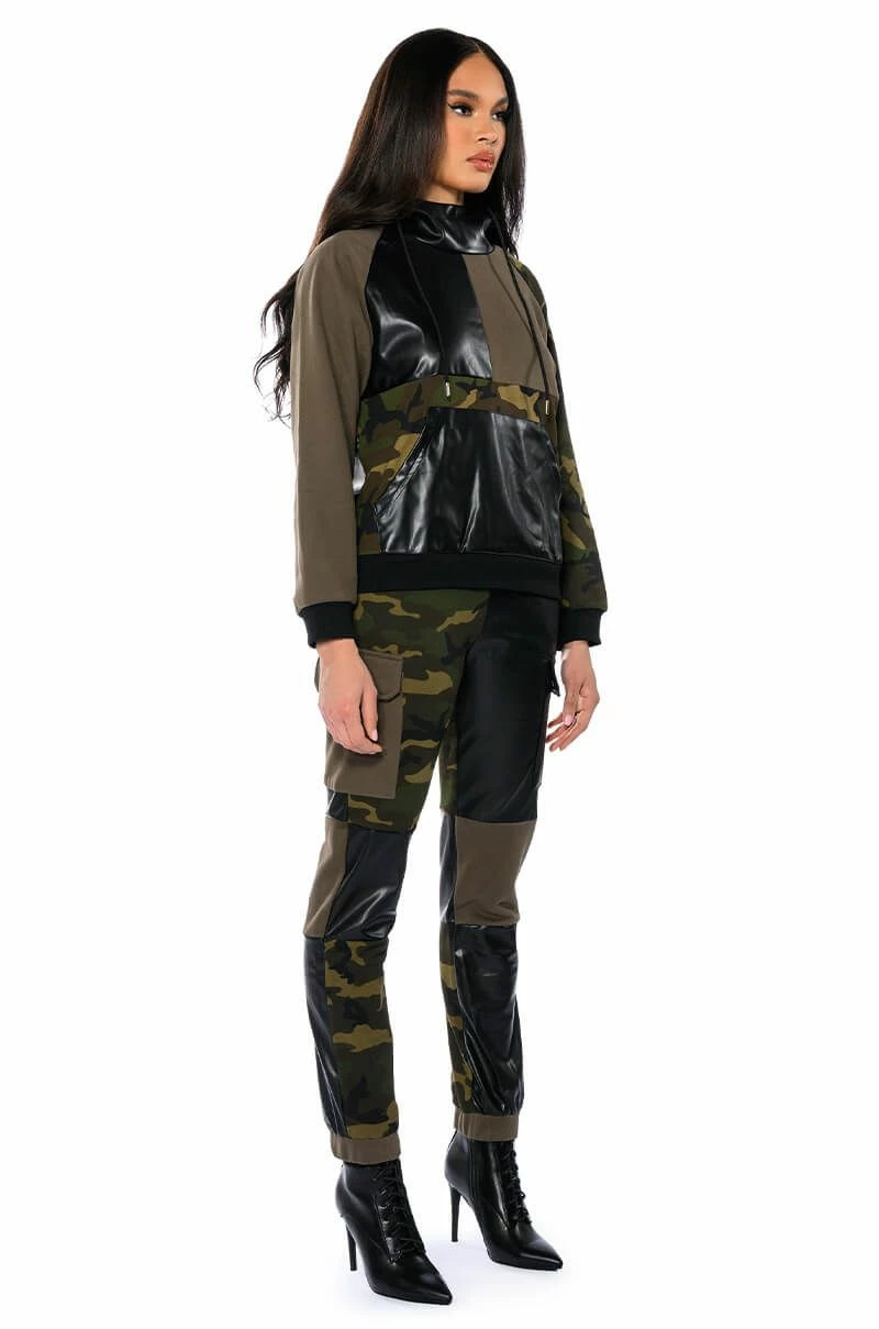 ONE AND ONLY COLORBLOCK JOGGER 3 ONE AND ONLY COLORBLOCK JOGGER - Image 3