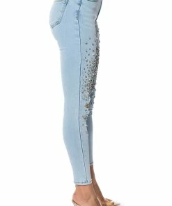 OUTTA THIS WORLD DISTRESSED RHINESTONE HIGH RISE SKINNY JEANS -FINESSE-shop outta this world distressed rhinestone high rise skinny jeans light blue denim 6 6 c1