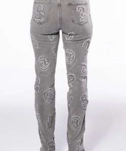 PATCH DETAIL SOFT DENIM STRAIGHT LEG JEAN -FINESSE-shop patch detail soft denim straight leg jean grey 6 6