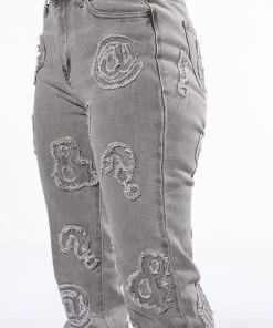 PATCH DETAIL SOFT DENIM STRAIGHT LEG JEAN -FINESSE-shop patch detail soft denim straight leg jean grey 7 7