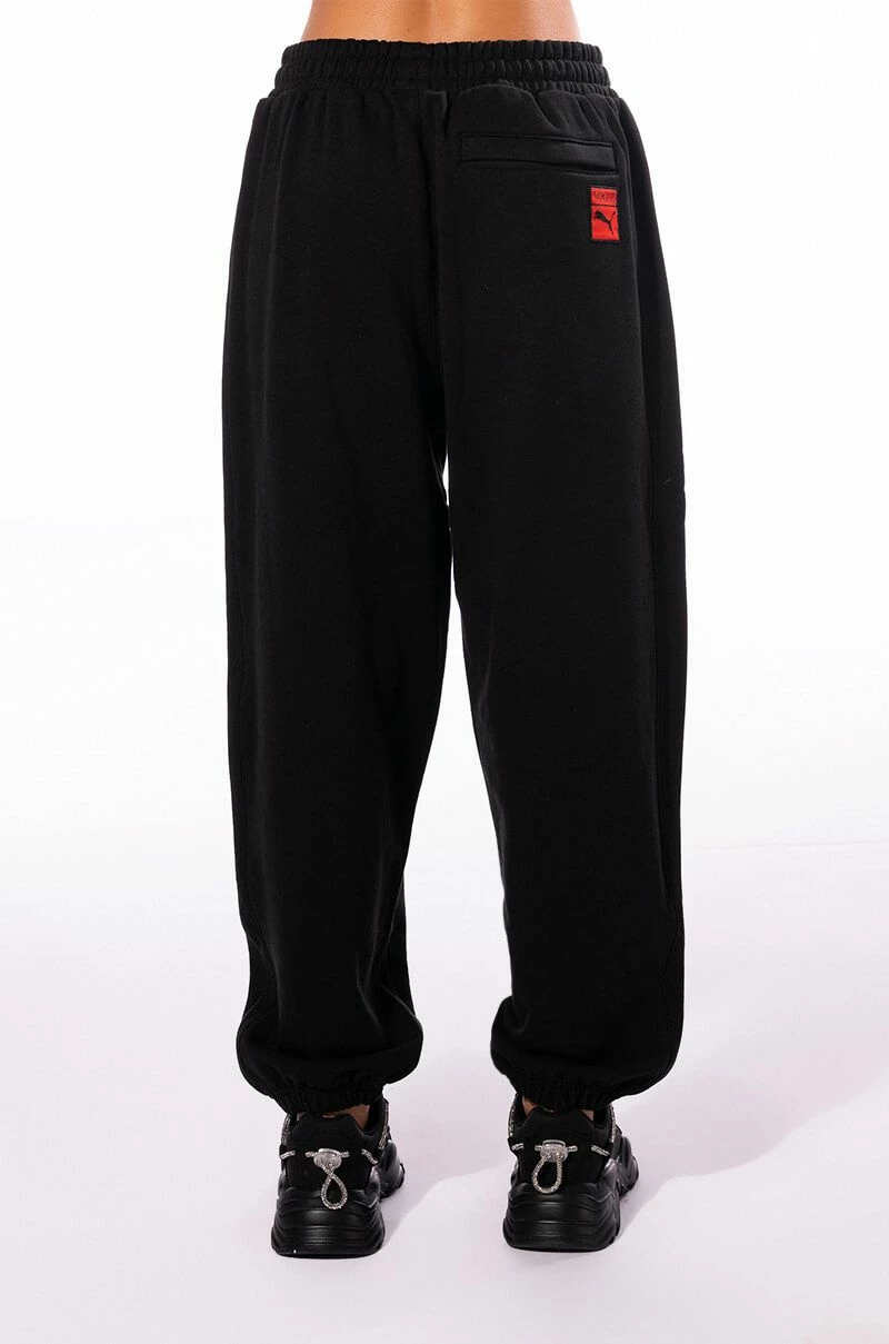 PUMA X VOGUE RELAXED SWEATPANTS 7 PUMA X VOGUE RELAXED SWEATPANTS - Image 7