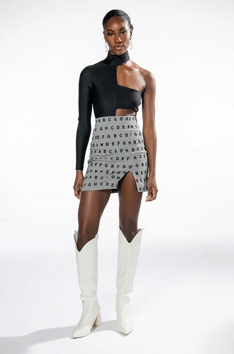 READ BETWEEN THE LINES HIGH RISE MINI SKIRT 9 READ BETWEEN THE LINES HIGH RISE MINI SKIRT - Image 9