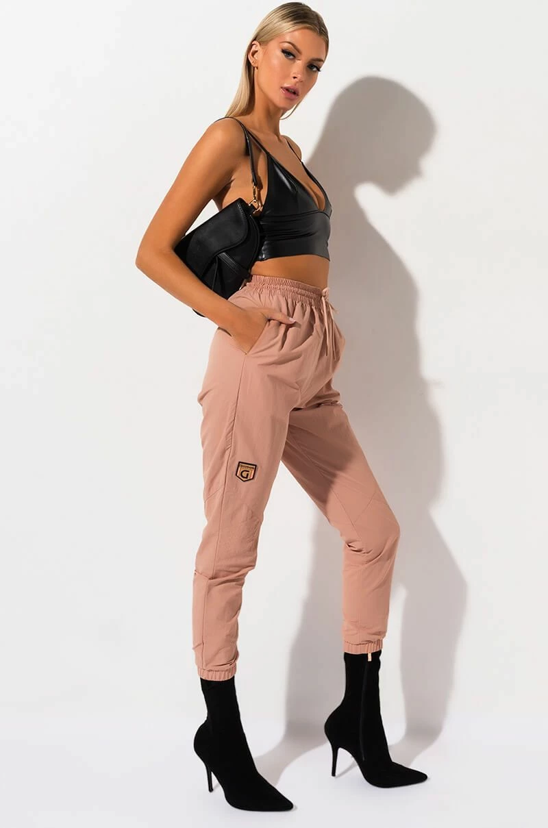 REEBOK X GIGI HADID WOVEN TRACK PANT 2 REEBOK X GIGI HADID WOVEN TRACK PANT - Image 2