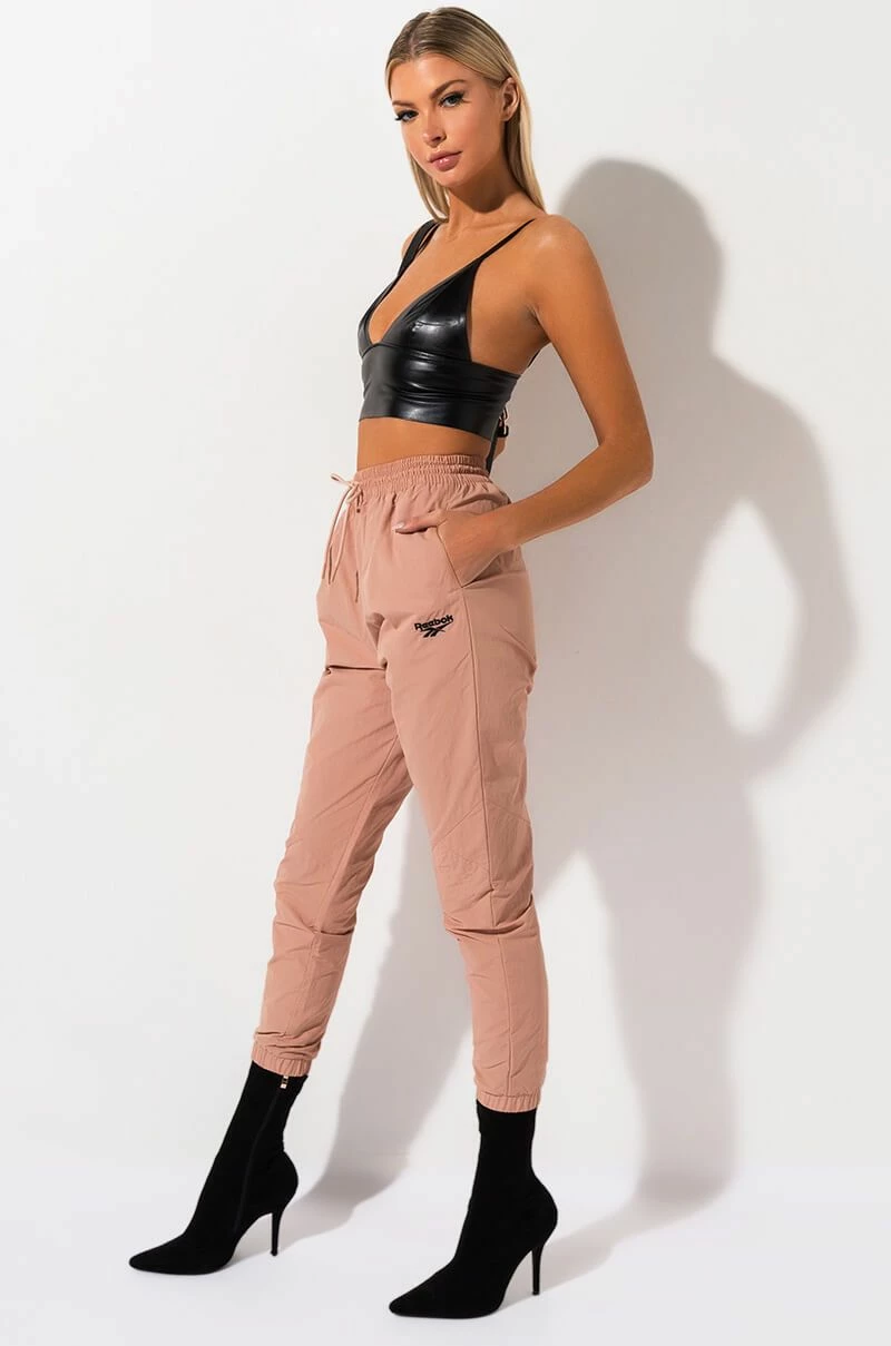 REEBOK X GIGI HADID WOVEN TRACK PANT 3 REEBOK X GIGI HADID WOVEN TRACK PANT - Image 3