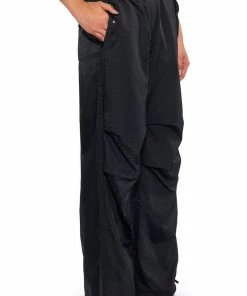RILEY WIDE LEG PARACHUTE PANT -FINESSE-shop riley wide leg parachute pant black 3 3 c1