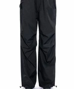 RILEY WIDE LEG PARACHUTE PANT -FINESSE-shop riley wide leg parachute pant black 7 7 c1