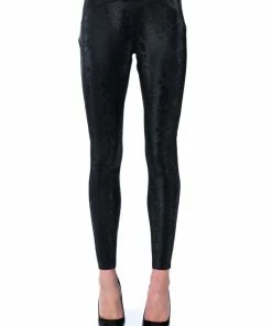 RIO PRINT HIGH RISE LEGGING WITH 4 WAY STRETCH IN BLACK 16 RIO PRINT HIGH RISE LEGGING WITH 4 WAY STRETCH IN BLACK -FINESSE-shop rio print high rise legging with 4 way stretch in black black 7 7