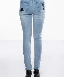 SHINING STAR PATCH DETAIL HIGH RISE SKINNY JEAN -FINESSE-shop shining star patch detail high rise skinny jean light blue 8 8 c1 c1 c1 c1 c1