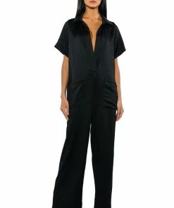 SILENT DREAMER SHORT SLEEVE SATIN JUMPSUIT -FINESSE-shop silent dreamer short sleeve satin jumpsuit black 3 3