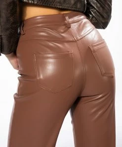 TE QUIERO HIGH RISE VEGAN LEATHER STRAIGHT LEG PANTS IN BROWN -FINESSE-shop te quiero high rise vegan leather straight leg pants in brown brown 7 7