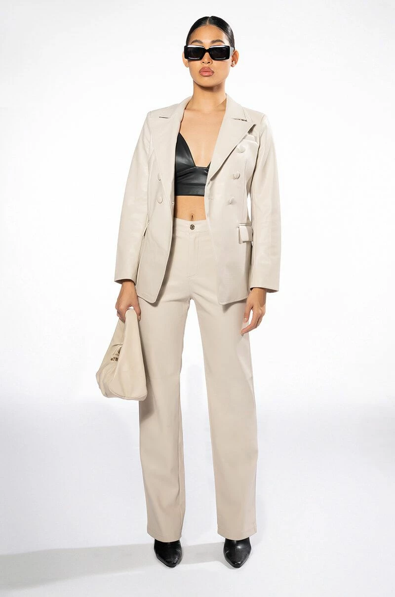 TE QUIERO HIGH RISE VEGAN LEATHER STRAIGHT LEG PANTS IN IVORY 8 TE QUIERO HIGH RISE VEGAN LEATHER STRAIGHT LEG PANTS IN IVORY - Image 8