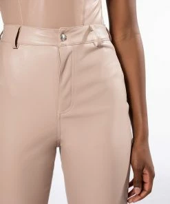 TE QUIERO HIGH RISE VEGAN LEATHER STRAIGHT LEG PANTS IN PINK 11 TE QUIERO HIGH RISE VEGAN LEATHER STRAIGHT LEG PANTS IN PINK -FINESSE-shop te quiero high rise vegan leather straight leg pants in pink light pink 6 6