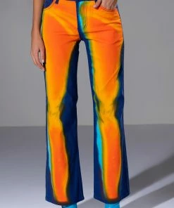 TEMPERATURE RISING RELAXED JEANS