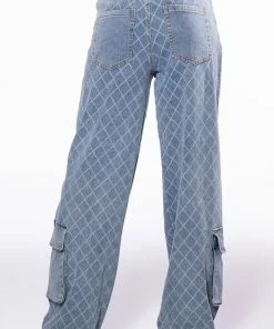 TIANNA RELAXED CARGO JEANS -FINESSE-shop tianna relaxed cargo jeans light blue denim 5 5